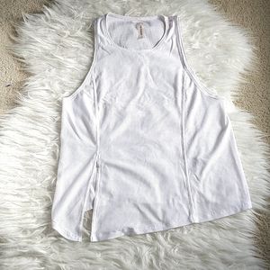 Aritzia tie front top